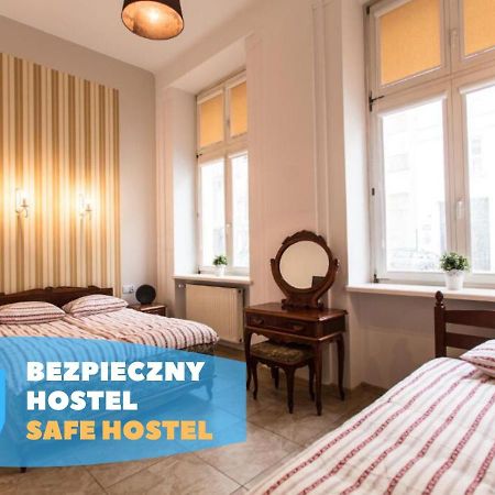 Puffa Hostel Lux Варшава Екстериор снимка