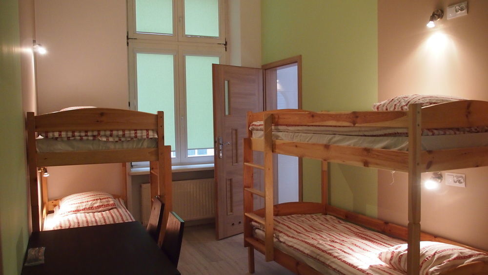 Puffa Hostel Lux Варшава Екстериор снимка