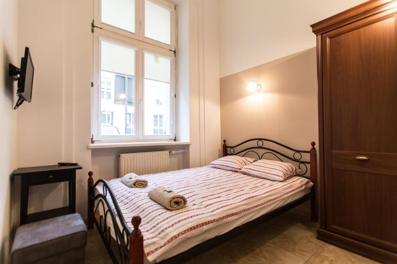 Puffa Hostel Lux Варшава Екстериор снимка