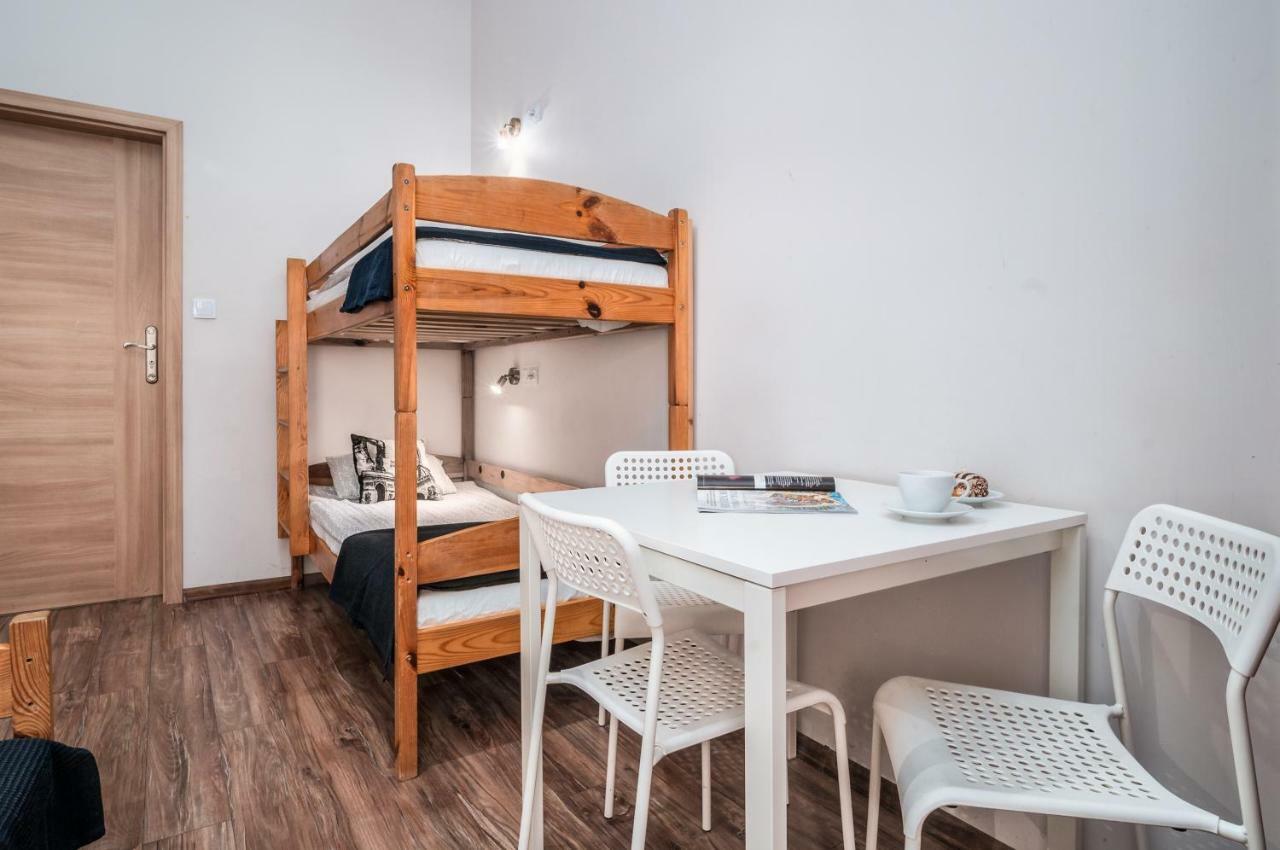 Puffa Hostel Lux Варшава Екстериор снимка