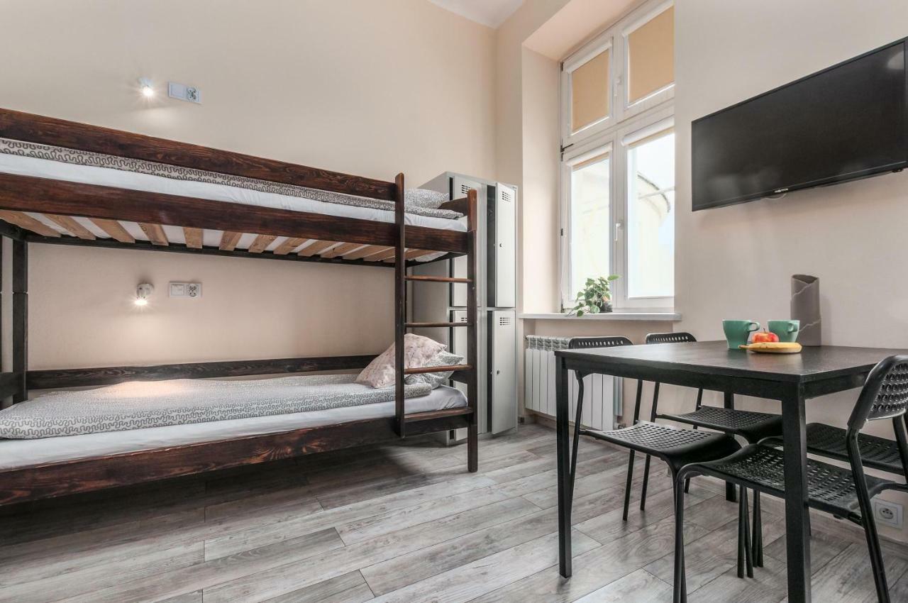 Puffa Hostel Lux Варшава Екстериор снимка