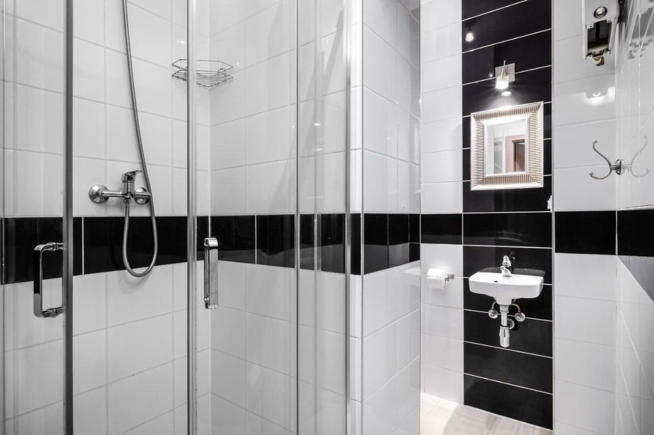 Puffa Hostel Lux Варшава Екстериор снимка